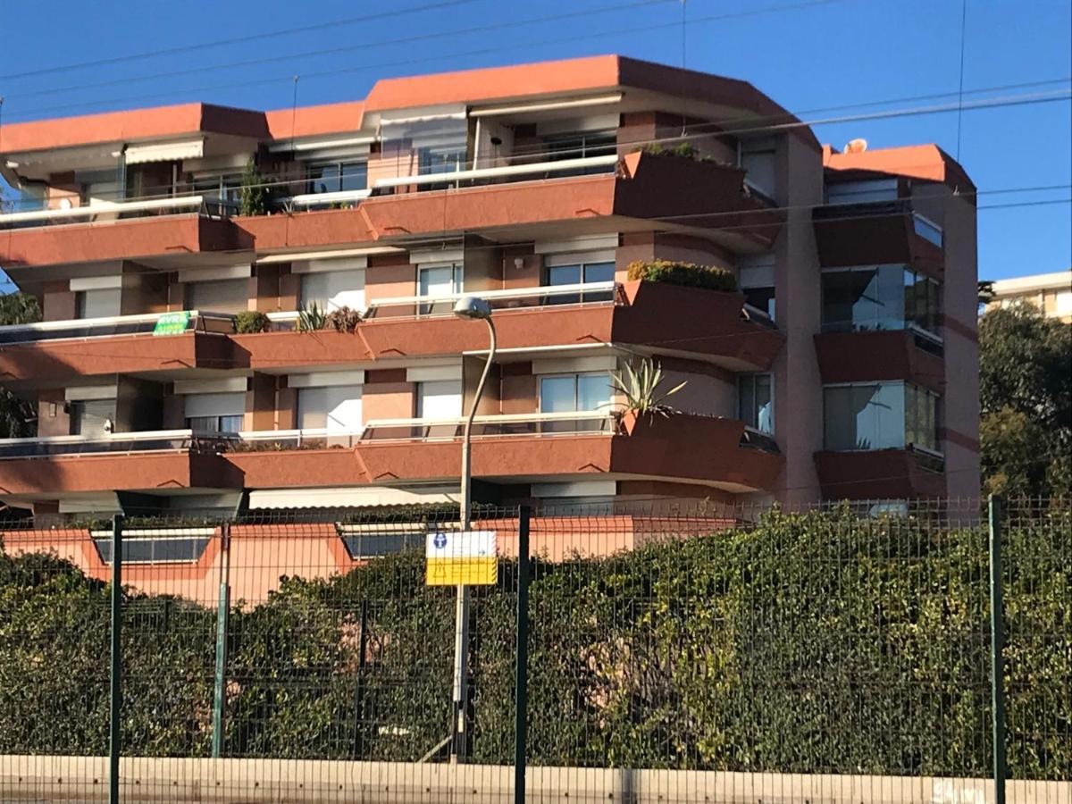 Magnifique Appartement Pied Dans L'Eau 戛纳 外观 照片